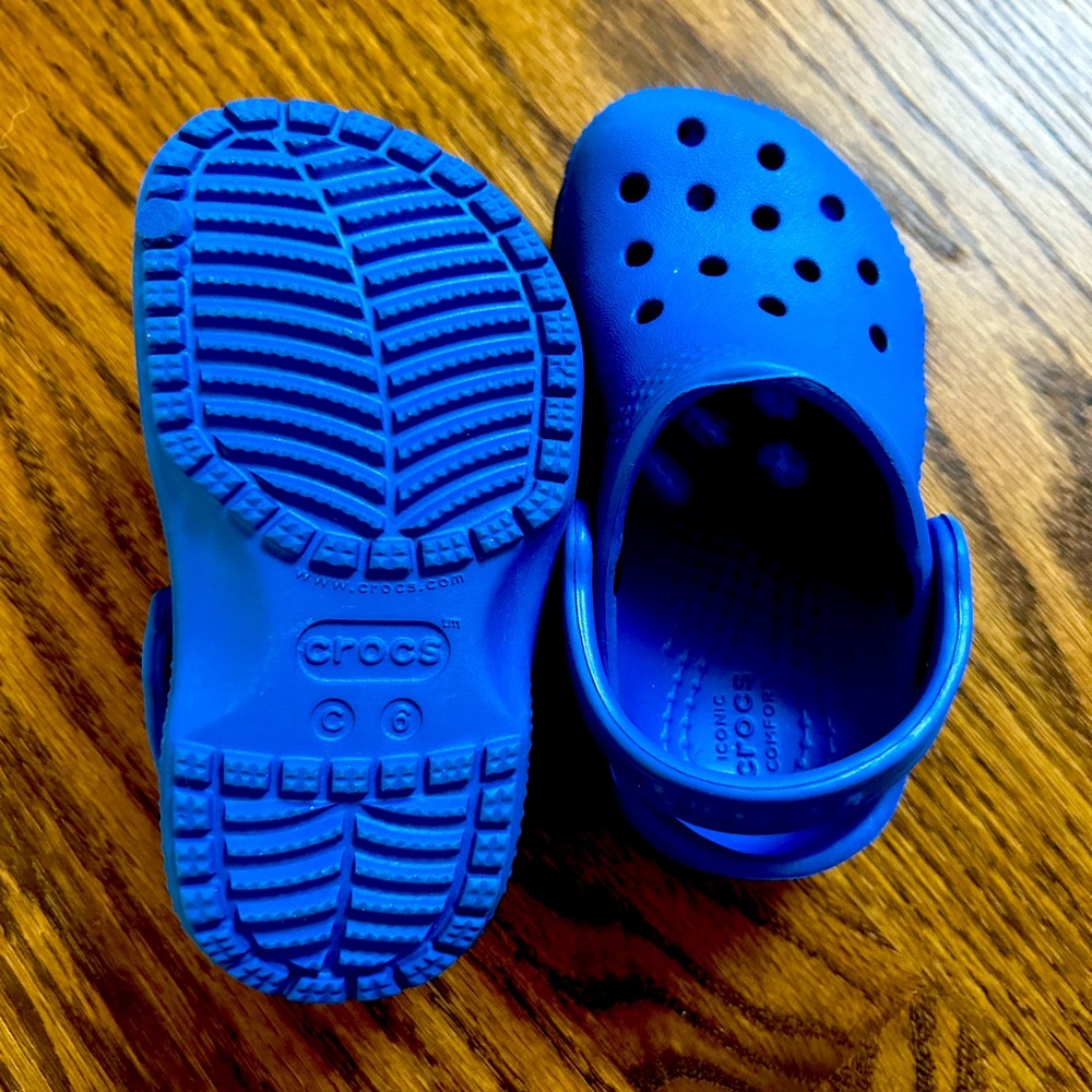 Boys Crocs NWOT